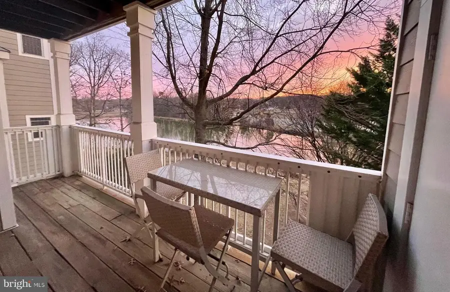 1724 Lake Shore Crest Dr #25, Reston, VA 20190 - Image #3