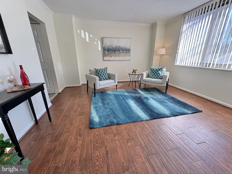 3713 S George Mason Dr #t5w, Falls Church, VA 22041 - Image #2