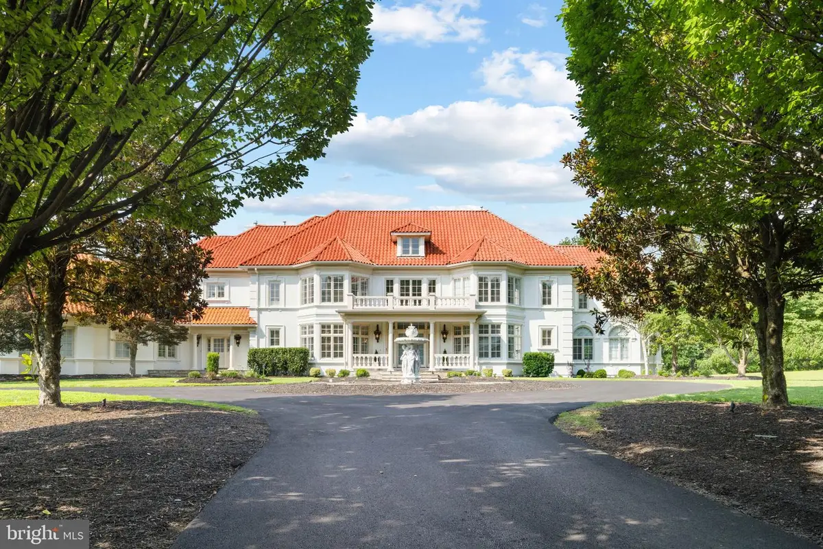 9500 Georgetown Pike, Great Falls, VA 22066 - #1