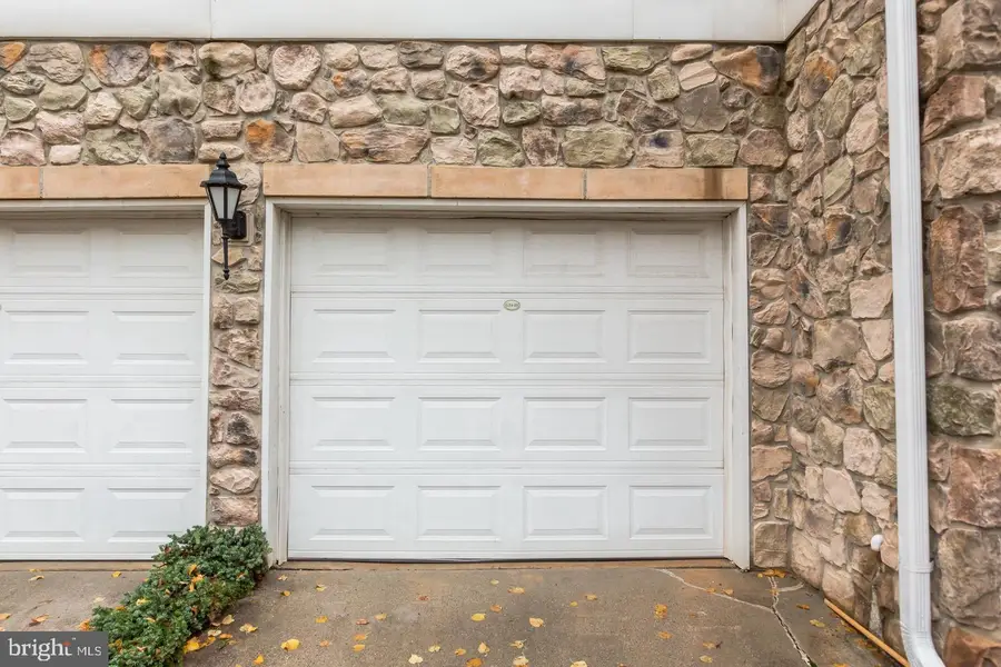 5142-c Brittney Elyse Cir #c, Centreville, VA 20120 - Image #2