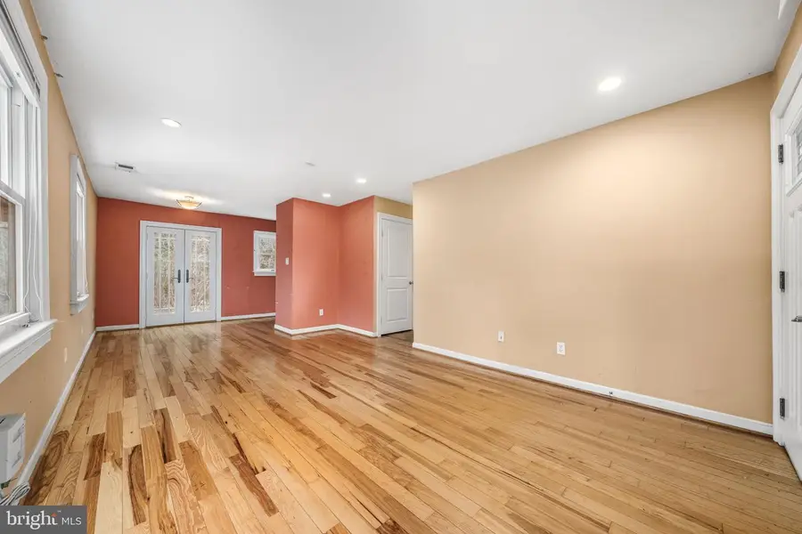 7230 Pimmit Ct, Falls Church, VA 22043 - #3