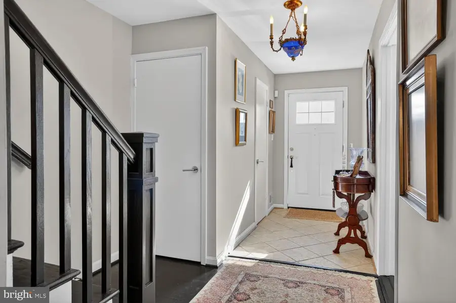 7374 Eldorado St, McLean, VA 22102 - Image #2