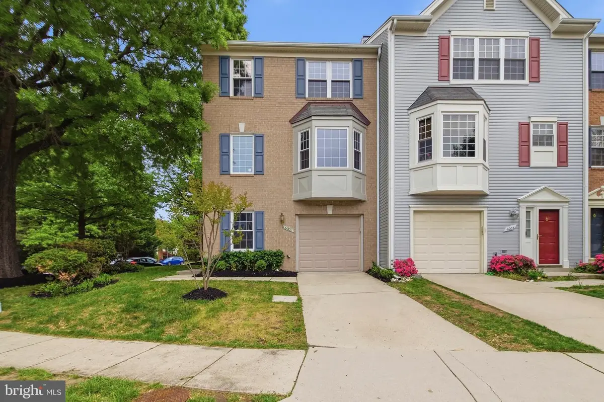 6001 Keble Dr, Alexandria, VA 22315 - #1