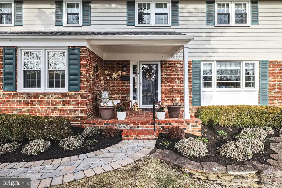 6003 Sherborn Ln, Springfield, VA 22152 - #2