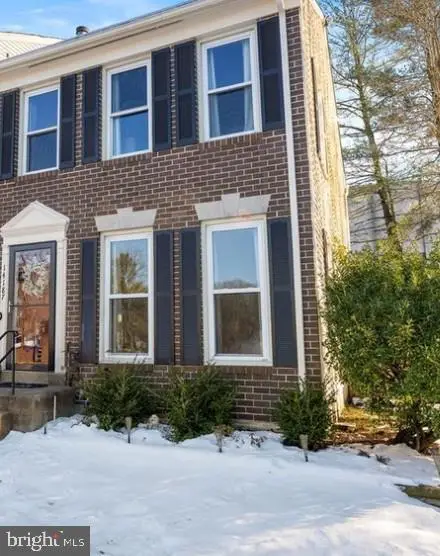 14187 Royal Oak Ln, CENTREVILLE, VA 20120