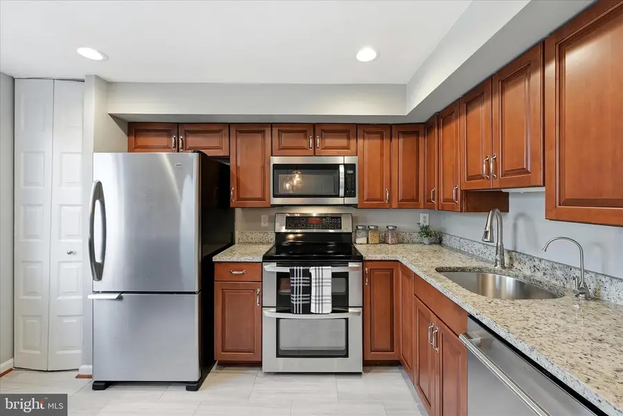 5211 Pleasure Cove Ct, Alexandria, VA 22315 - #2