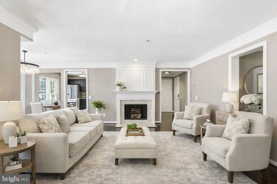 2808 Emma Lee St #201, Falls Church, VA 22042 - #3