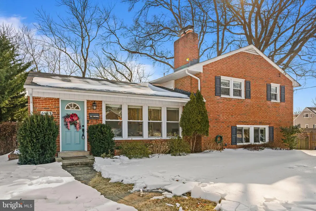 6813 Derrell Ct, Alexandria, VA 22307 - #1