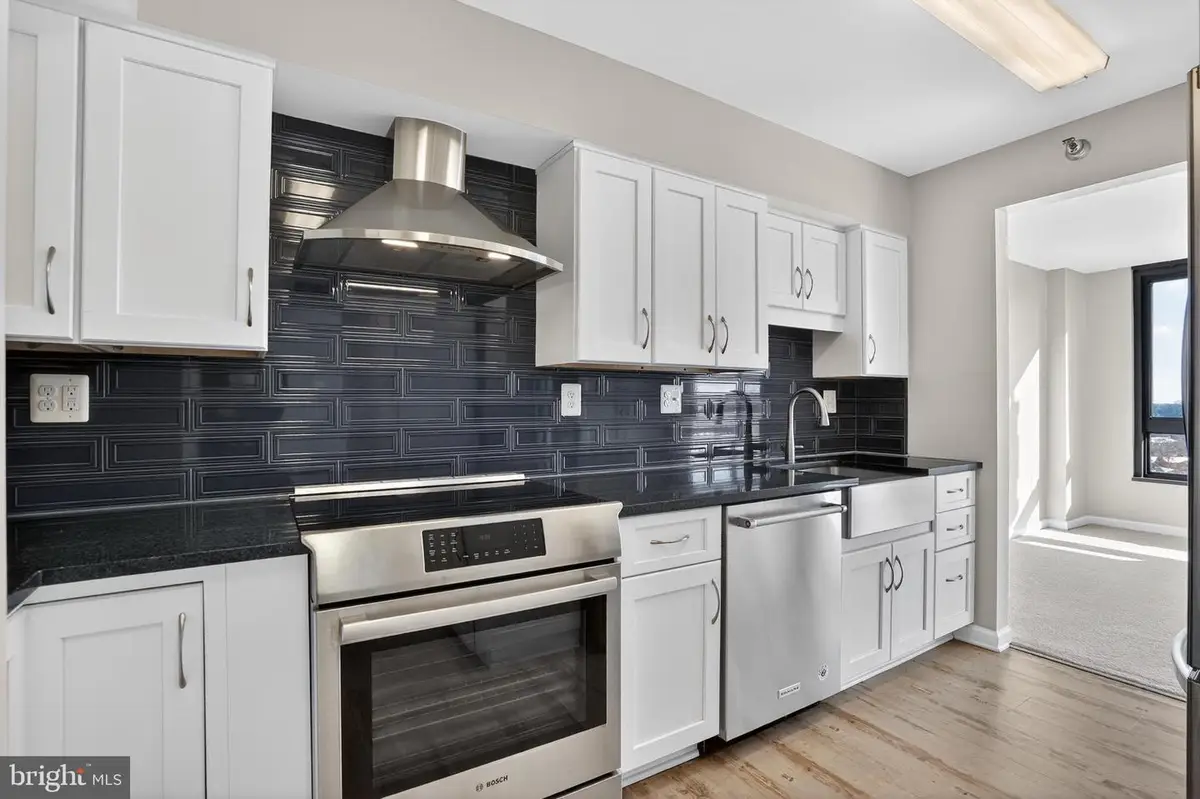 1808 Old Meadow Rd #1009, McLean, VA 22102 - Image #1