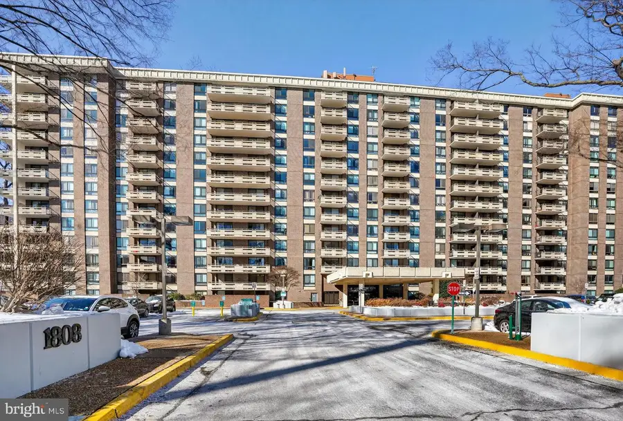 1808 Old Meadow Rd #1009, McLean, VA 22102 - Image #2