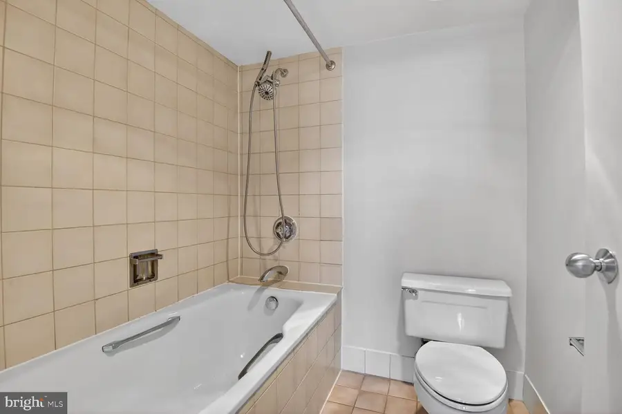 1808 Old Meadow Rd #1105, McLean, VA 22102 - #2