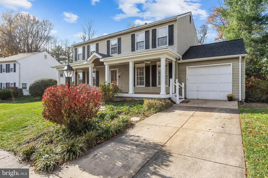 9516 Wallingford Dr, Burke, VA 22015 - #2