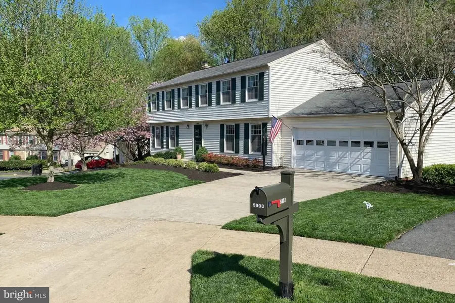 5903 Oak Ridge Ct, Burke, VA 22015 - #2
