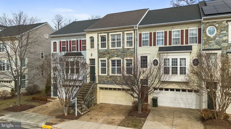 2110 Capstone Cir, Herndon, VA 20170 - #2