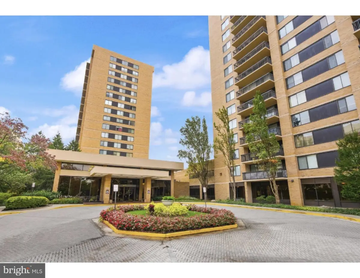 3709 S George Mason Dr #406-e, Falls Church, VA 22041 - #1