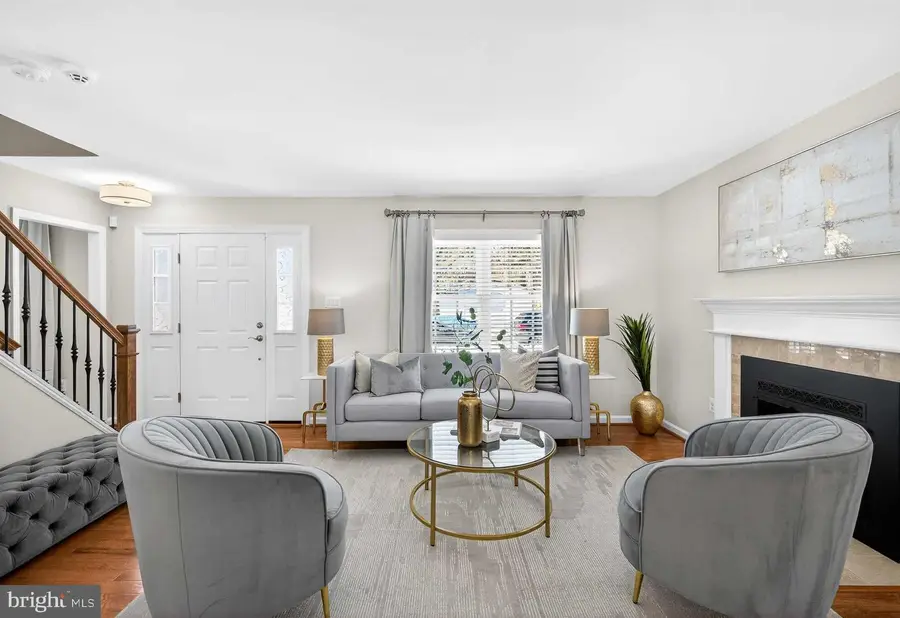 3005 Robin Ridge Ct, Fairfax, VA 22031 - #2