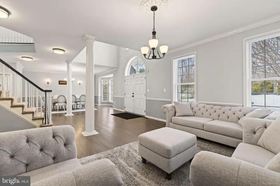 8020 Pohick Rd, Springfield, VA 22153 - #2