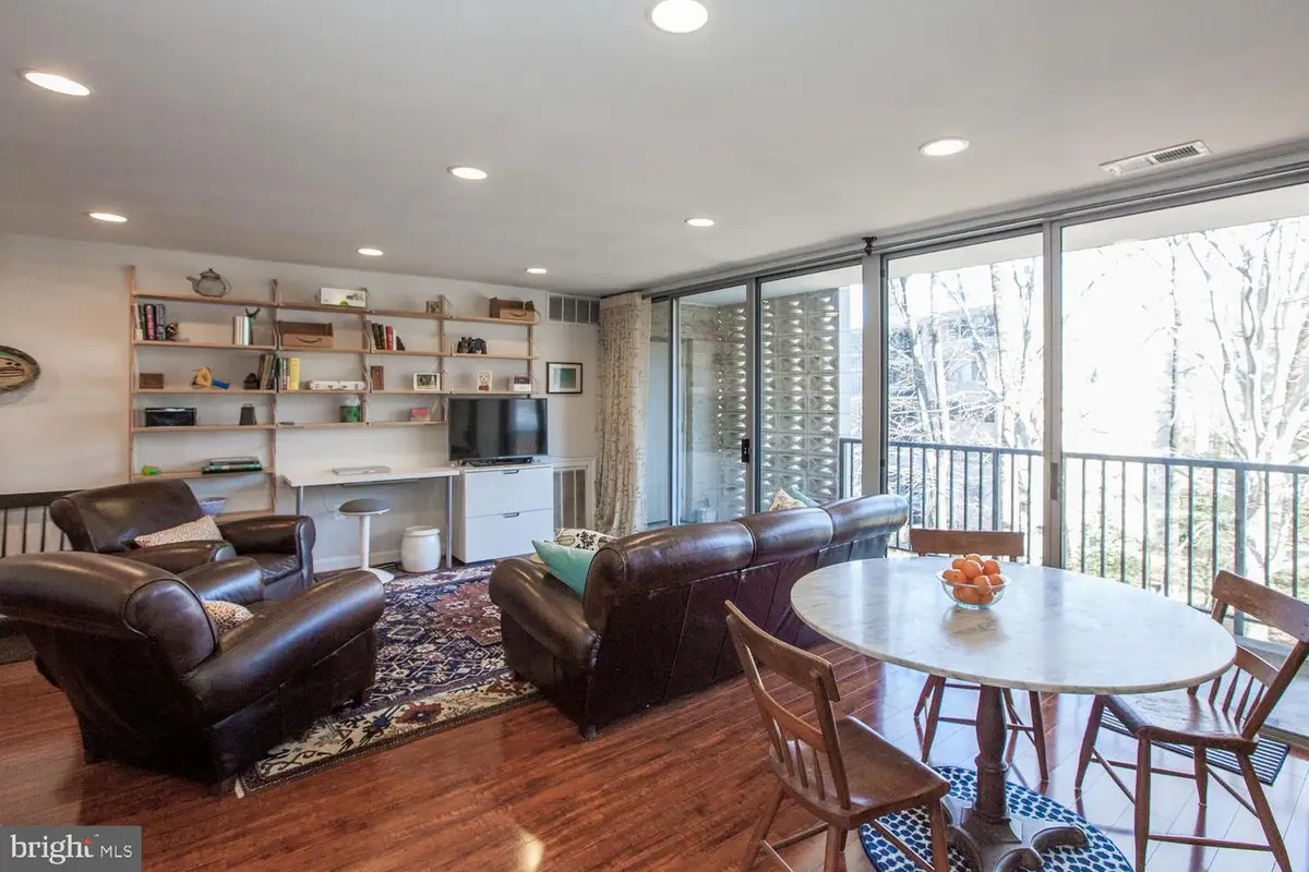 4415 Briarwood Ct N #32, Annandale, VA 22003 - #1