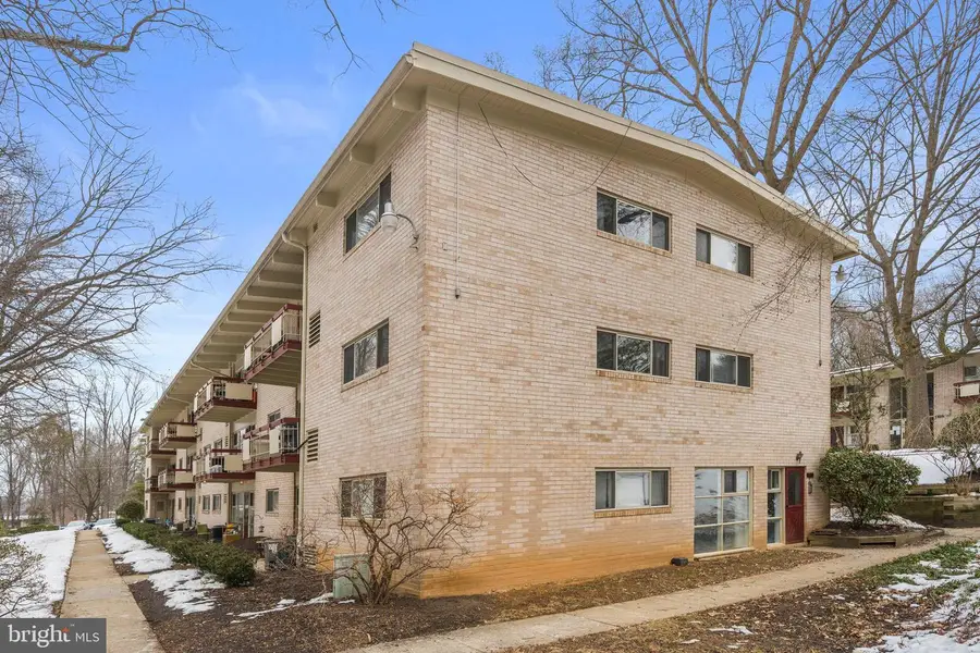 4361 Americana Dr #a, Annandale, VA 22003 - #2