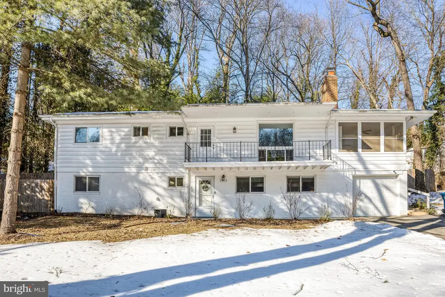 7213 Calamo St, Springfield, VA 22150 - #2