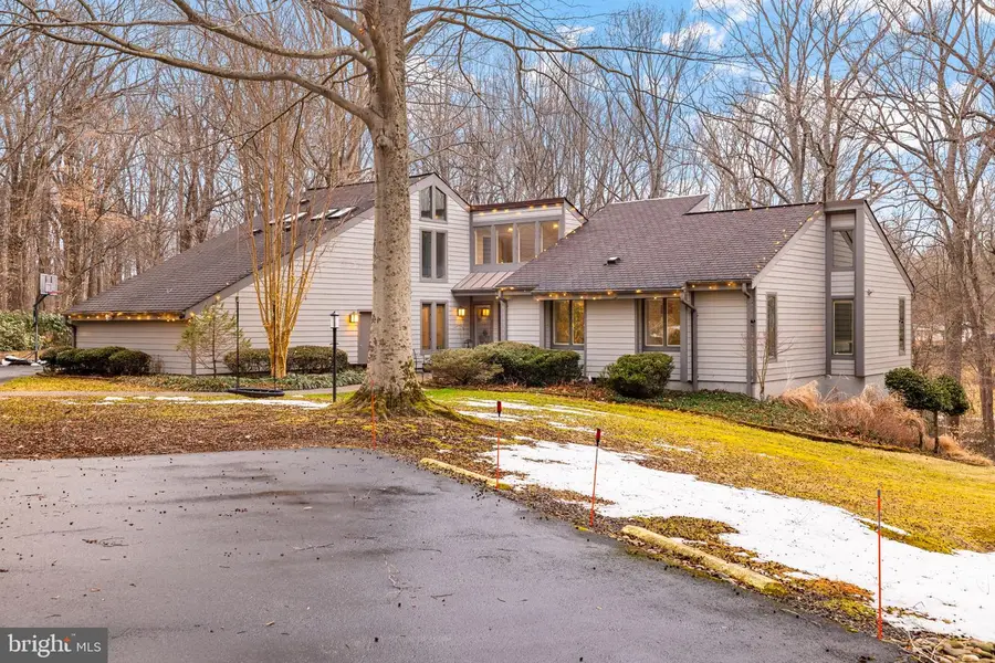 5500 Beech Ridge Dr, Fairfax, VA 22030 - #3