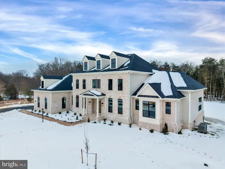 4627 Fairfax Manor Ct, Chantilly, VA 20151 - #3