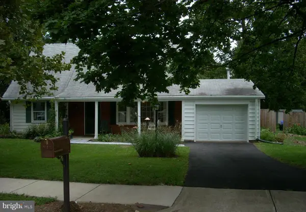 13124 Pavilion Ln, FAIRFAX, VA 22033