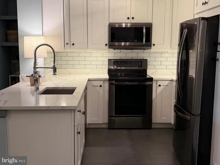 11703-c Summerchase Cir, Reston, VA 20194 - #2