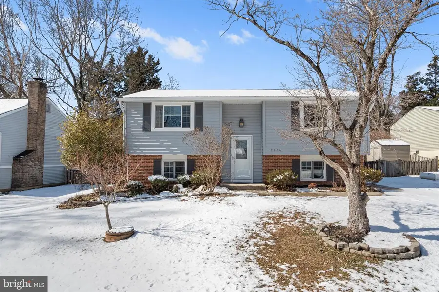 9804 Brightlea Dr, Vienna, VA 22181 - #2