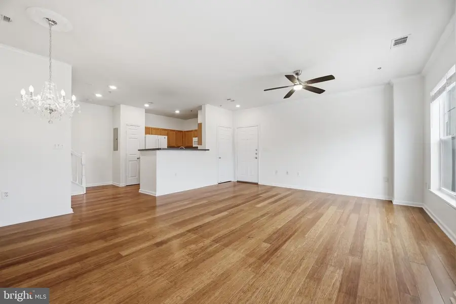 5105 Travis Edward Way #g, Centreville, VA 20120 - #3