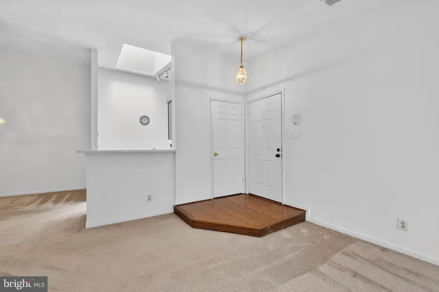 7504 Ashby Ln #l, Alexandria, VA 22315 - #3