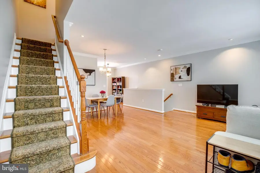 7740 Desiree St, Alexandria, VA 22315 - #3