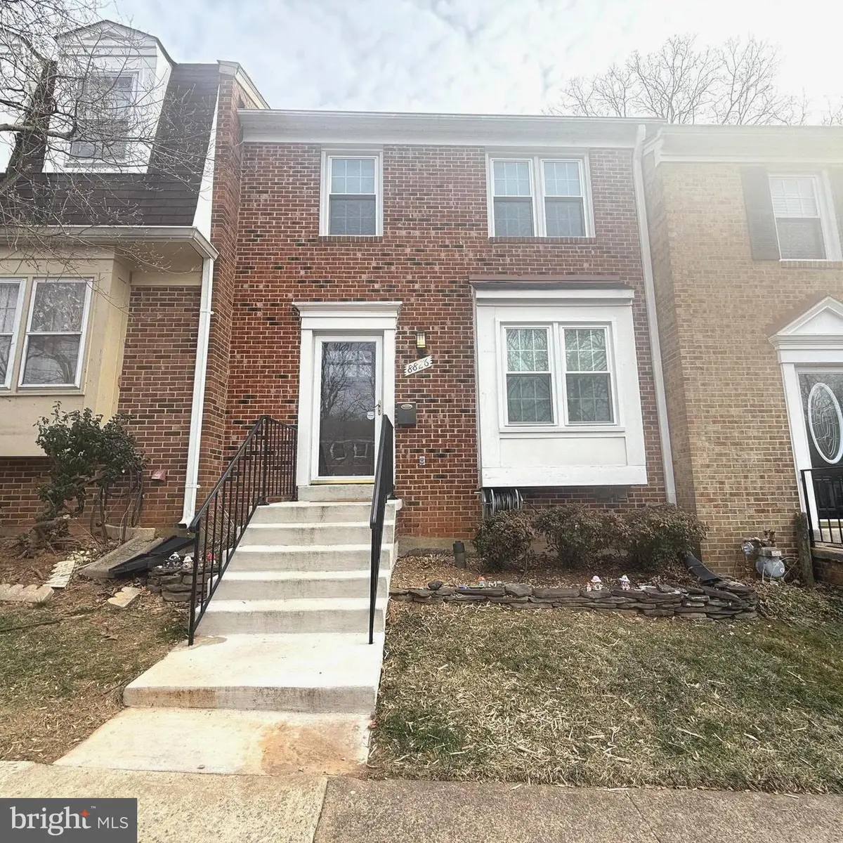8826 Surveyors Pl, Springfield, VA 22152 - #1
