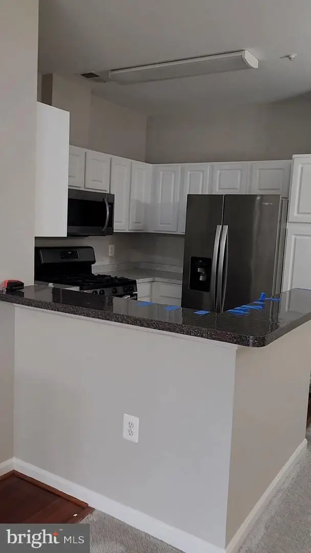 4144 Fountainside Ln #102, Fairfax, VA 22030 - #3