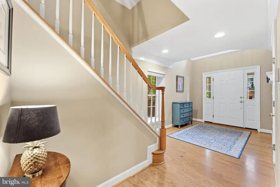 4176 Lower Park Dr, Fairfax, VA 22030 - #3