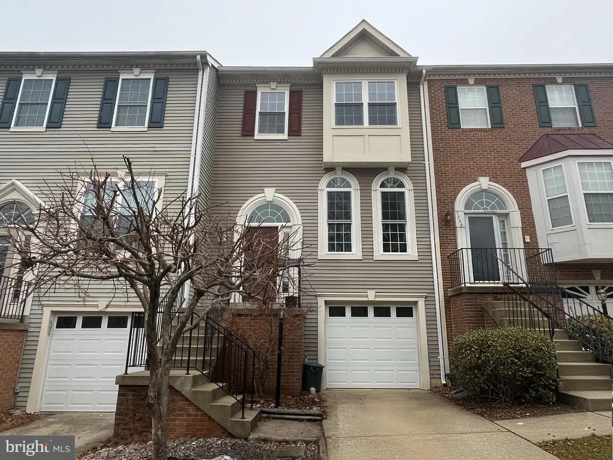 7310 Old Pohick Way, Lorton, VA 22079 - #1