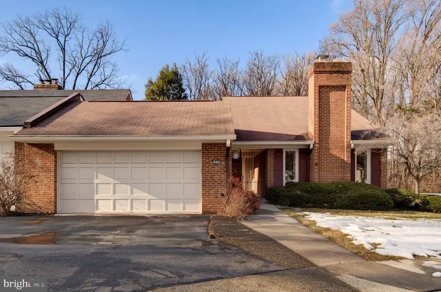 2800 Oakton Manor Ct, Oakton, VA 22124 - #2