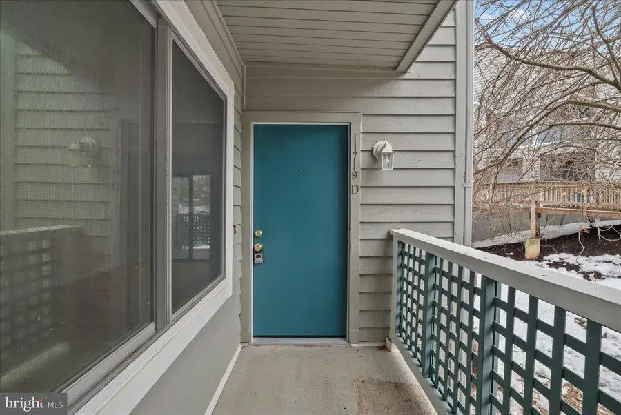 11719-d Summerchase Cir, Reston, VA 20194 - #3