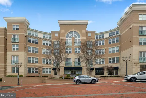 12000 Market St #374, RESTON, VA 20190