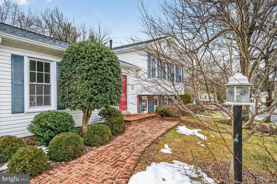 9604 Glenarm Ct, Burke, VA 22015 - #3