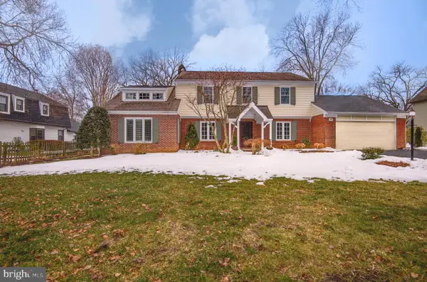 8017 Iliff Dr, DUNN LORING, VA 22027