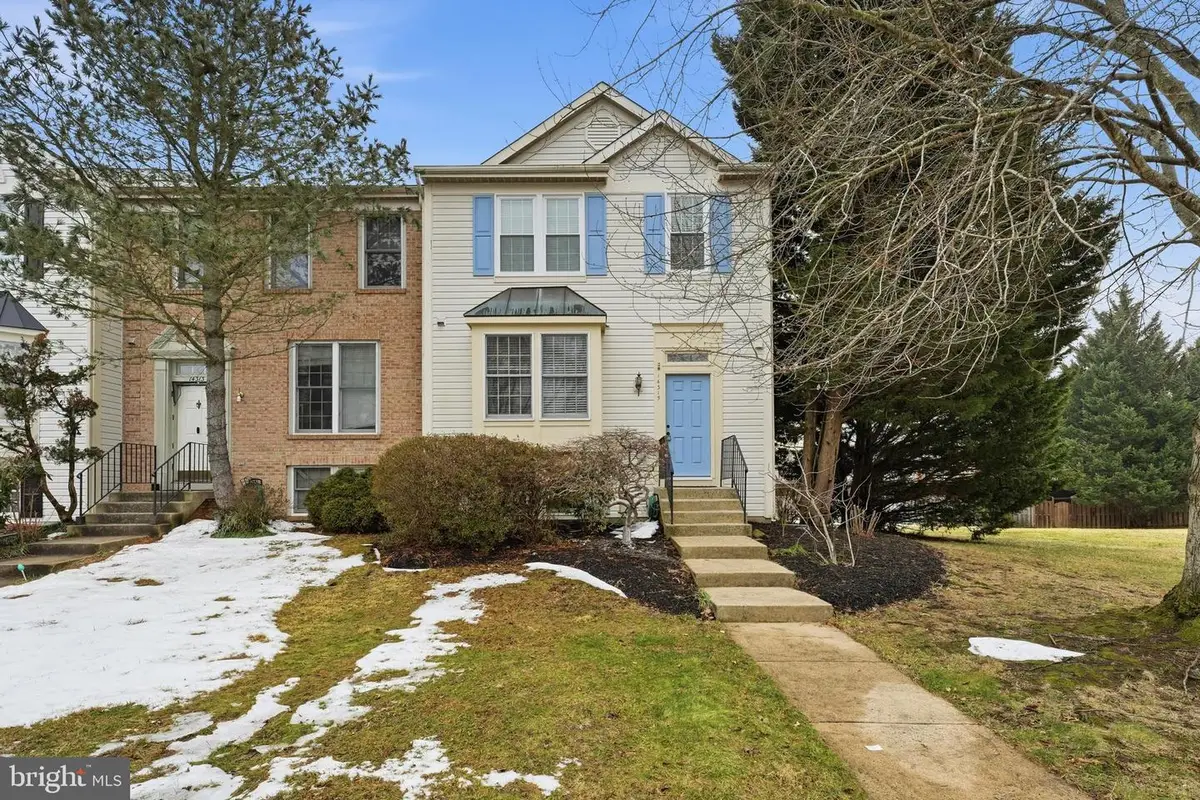 14315 Uniform Dr, Centreville, VA 20121 - #1