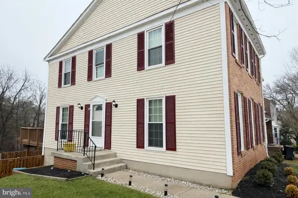 3711 Foxfield Ln, FAIRFAX, VA 22033