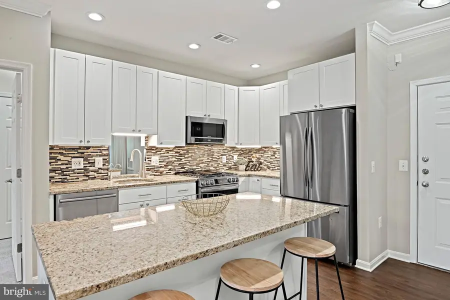 9480 Virginia Center Blvd #210, Vienna, VA 22181 - #2