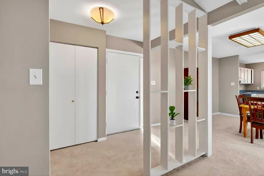 7204 Lavender Ln, Springfield, VA 22150 - #2