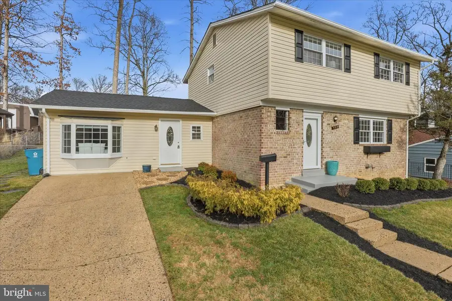 5519 Yorkshire St, Springfield, VA 22151 - #3