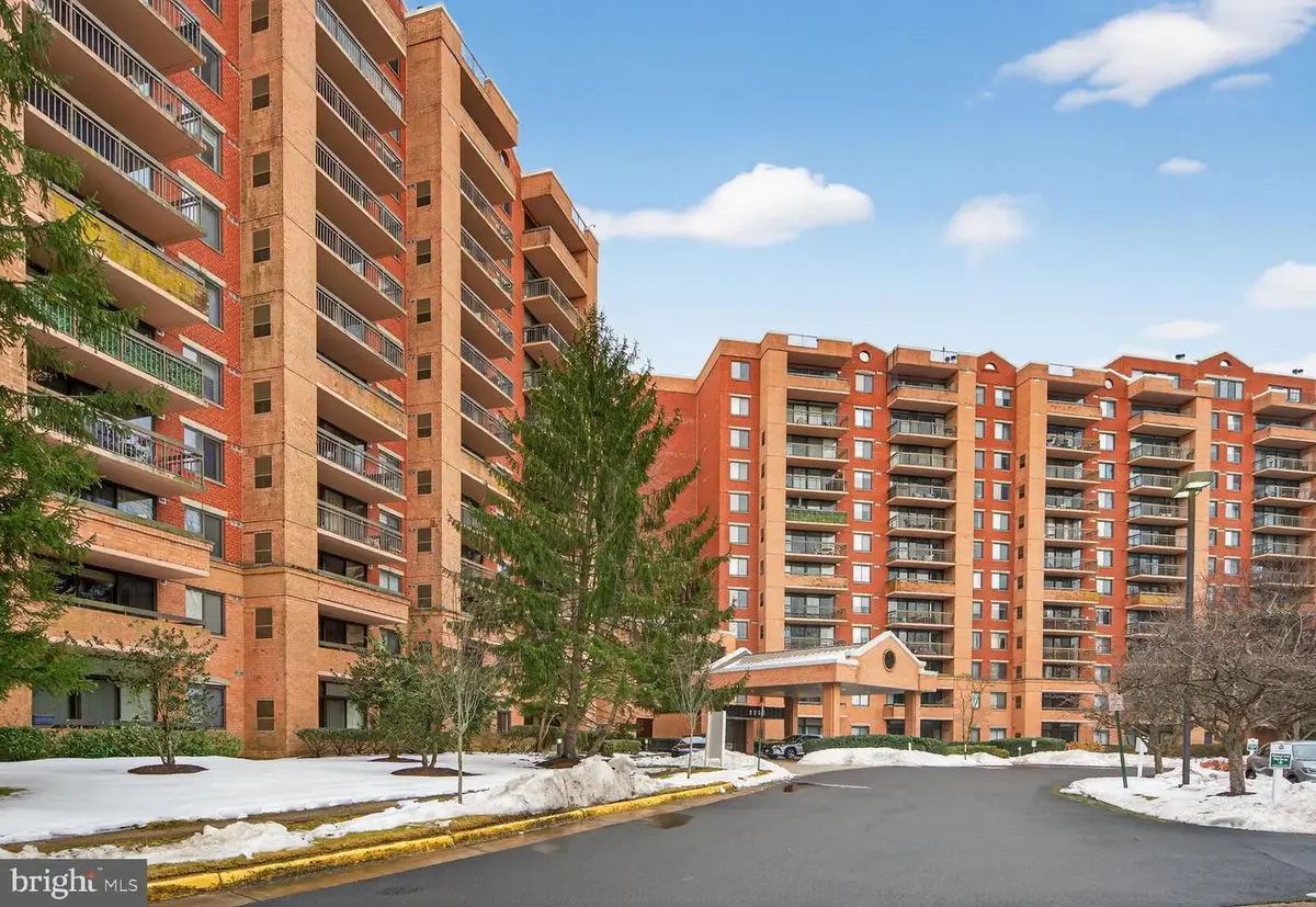 2230 George C Marshall Dr #513, Falls Church, VA 22043 - #1