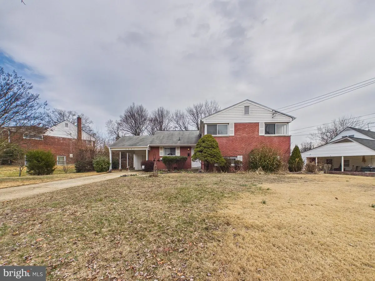 5907 Camberly Ave, Springfield, VA 22150 - #1