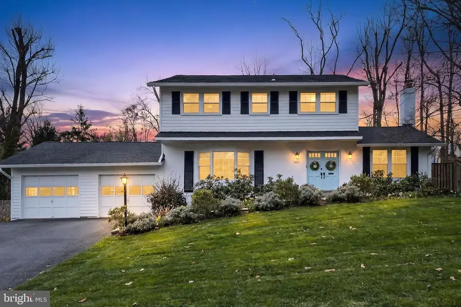 6621 Kerns Rd, Falls Church, VA 22042 - #2