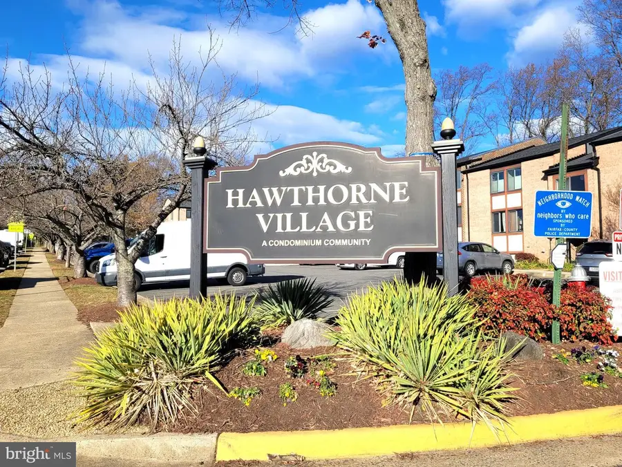 9800 Kingsbridge Dr #2, Fairfax, VA 22031 - #3